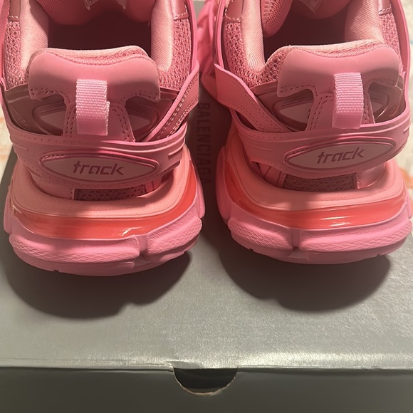 pink balenciaga track - Picture 3 of 4